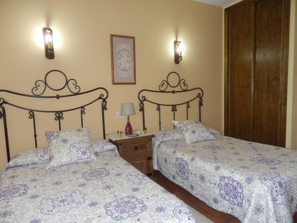 Casa Rural Los Olivos Sotoserrano Eksteriør billede